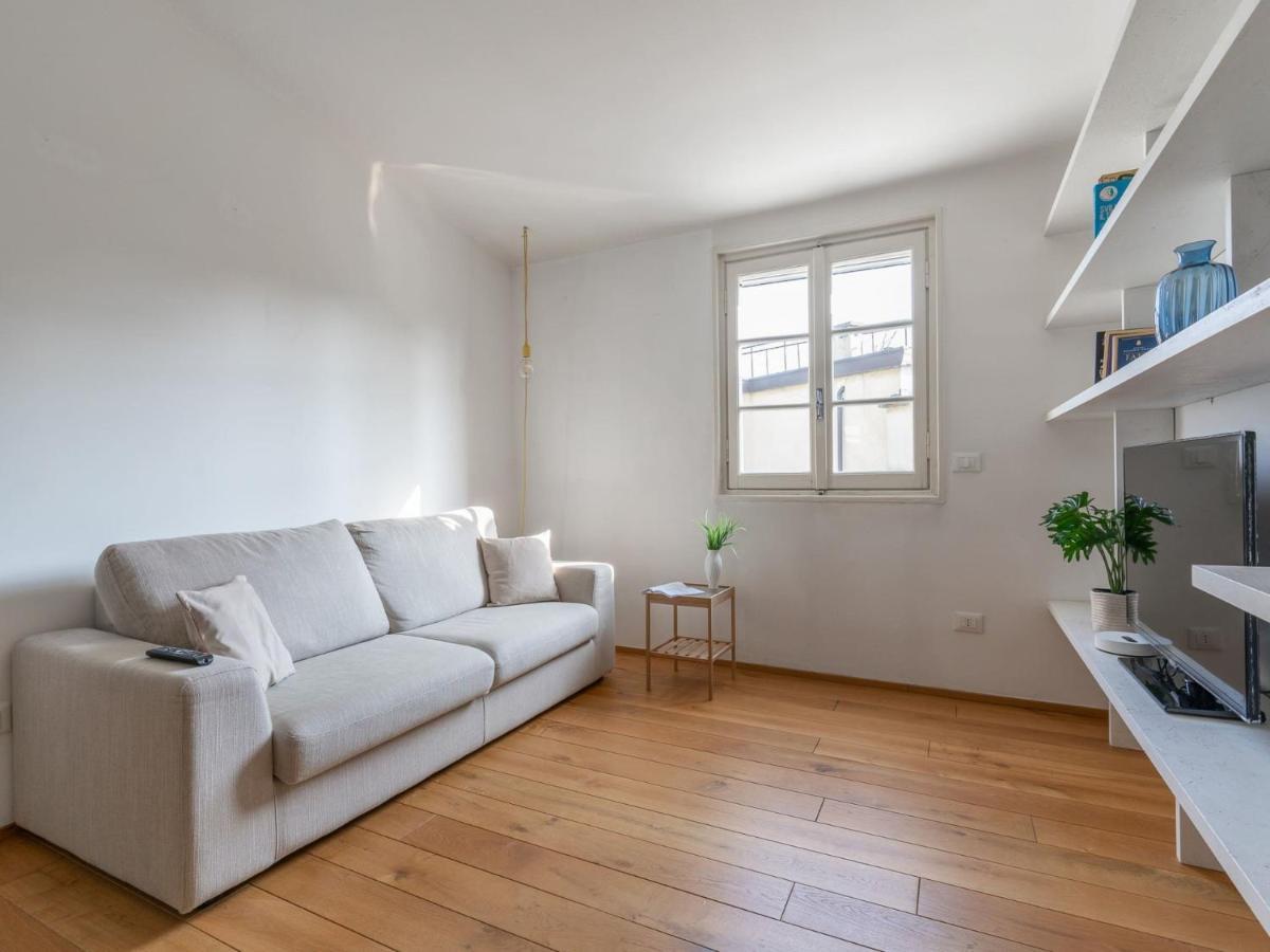 The Best Rent - Lovely One-Bedroom Apartment In Moscova Milan Exterior photo